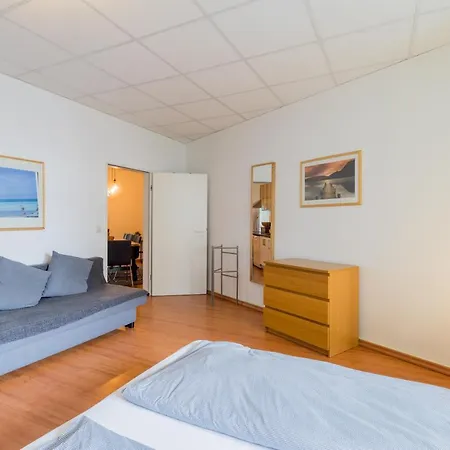 Spacious And Modern Furnished For 10 Guests アパート *